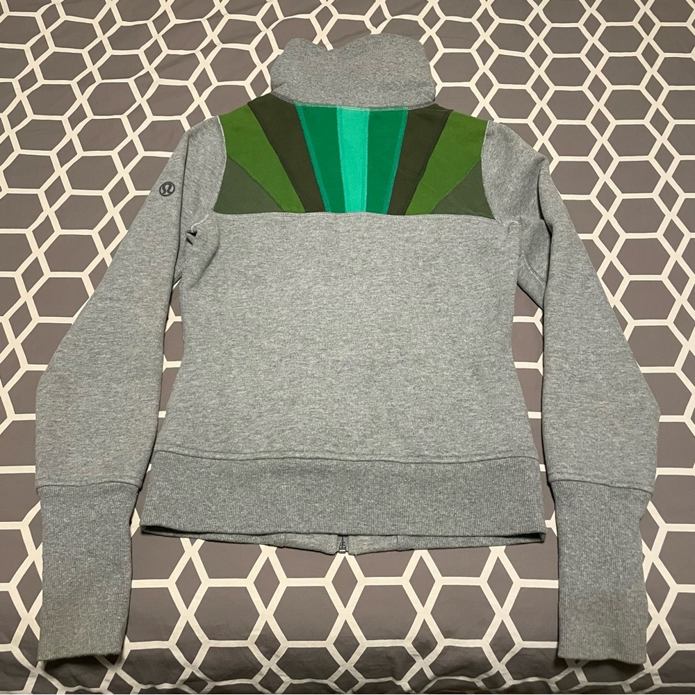 Lululemon Athletica Gray Green High-Neck Zip Up Jacket Xsmall